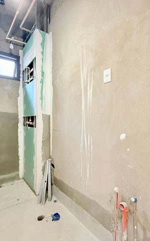Casa de condomínio à venda com 530m², 4 quartos e 4 vagas Casa de condomínio à venda com 530m², 4 quartos e 4 vagasBanheiro Suíte 3