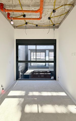 Casa de condomínio à venda com 530m², 4 quartos e 4 vagas Casa de condomínio à venda com 530m², 4 quartos e 4 vagas Suíte 2
