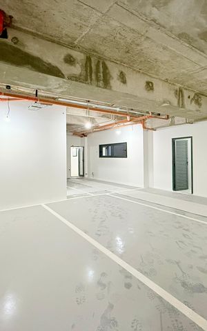 Casa de condomínio à venda com 530m², 4 quartos e 4 vagas Casa de condomínio à venda com 530m², 4 quartos e 4 vagasGaragem