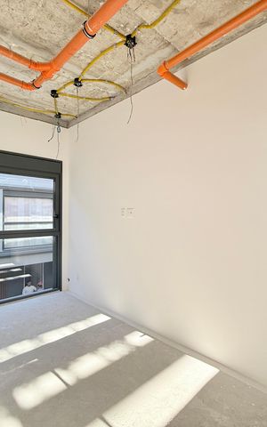 Casa de condomínio à venda com 530m², 4 quartos e 4 vagas Casa de condomínio à venda com 530m², 4 quartos e 4 vagas Suíte 2