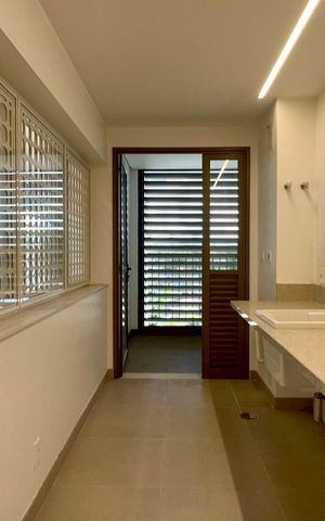 Apartamento à venda com 278m², 3 quartos e 4 vagas Apartamento à venda com 278m², 3 quartos e 4 vagasÁrea de Serviço