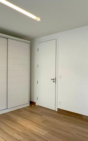 Apartamento à venda com 278m², 3 quartos e 4 vagas Apartamento à venda com 278m², 3 quartos e 4 vagasSuíte 1