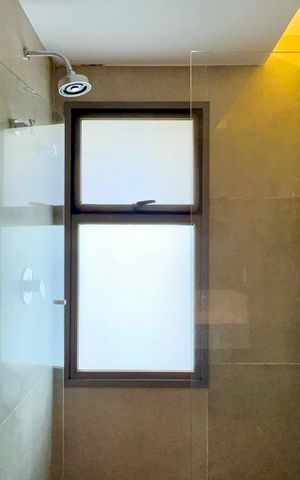 Apartamento à venda com 278m², 3 quartos e 4 vagas Apartamento à venda com 278m², 3 quartos e 4 vagasBanheiro da Suíte 2
