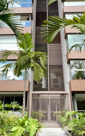 Apartamento à venda com 278m², 3 quartos e 4 vagas Apartamento à venda com 278m², 3 quartos e 4 vagasEntrada