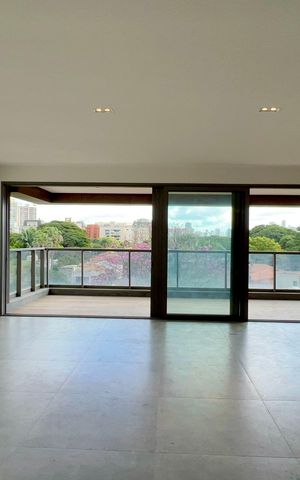 Apartamento à venda com 278m², 3 quartos e 4 vagas Apartamento à venda com 278m², 3 quartos e 4 vagasSala