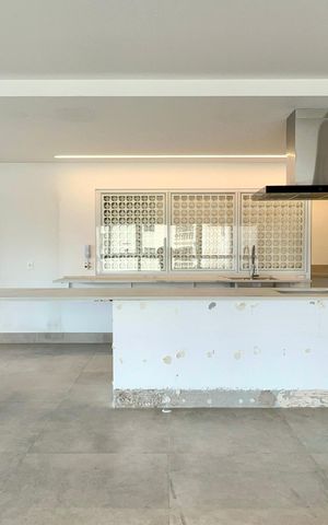Apartamento à venda com 278m², 3 quartos e 4 vagas Apartamento à venda com 278m², 3 quartos e 4 vagasCozinha
