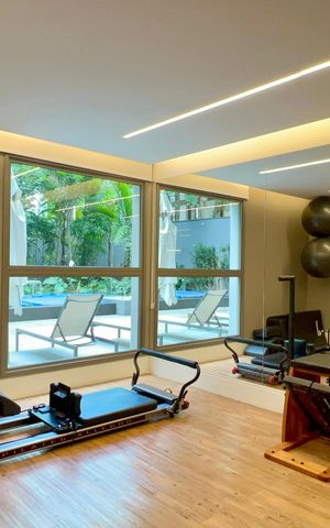 Apartamento à venda com 278m², 3 quartos e 4 vagas Apartamento à venda com 278m², 3 quartos e 4 vagasAcademia