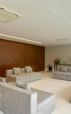 Apartamento à venda com 278m², 3 quartos e 4 vagas Apartamento à venda com 278m², 3 quartos e 4 vagasSalão de Festas