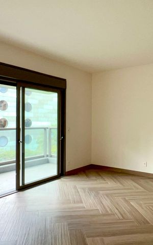 Apartamento à venda com 278m², 3 quartos e 4 vagas Apartamento à venda com 278m², 3 quartos e 4 vagasSuíte 3