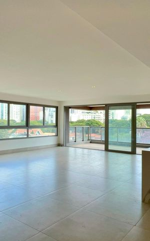 Apartamento à venda com 278m², 3 quartos e 4 vagas Apartamento à venda com 278m², 3 quartos e 4 vagasSala