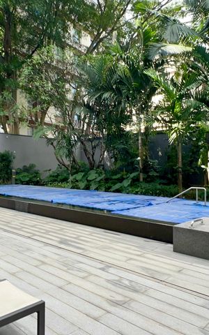 Apartamento à venda com 278m², 3 quartos e 4 vagas Apartamento à venda com 278m², 3 quartos e 4 vagasPiscina