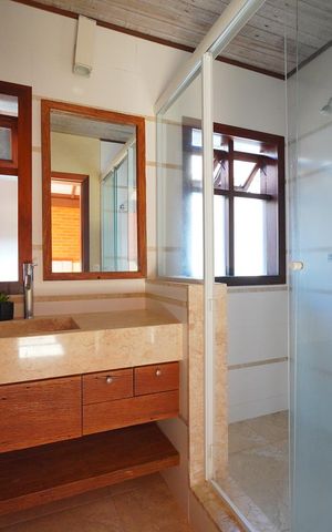 Casa para alugar com 202m², 3 quartos e 2 vagasBanheiro da Suíte