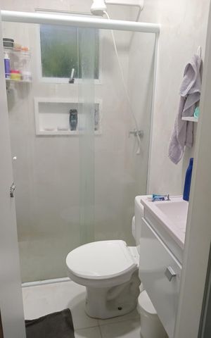 Casa à venda com 125m², 6 quartos e 2 vagas Casa à venda com 125m², 6 quartos e 2 vagasBanheiro