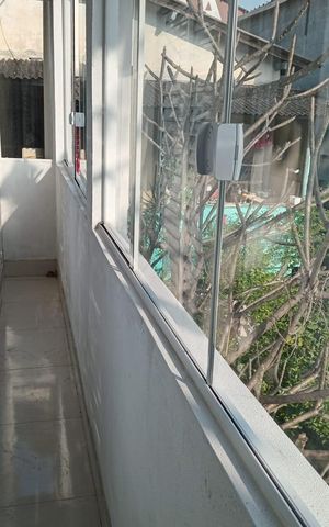 Casa à venda com 125m², 6 quartos e 2 vagas Casa à venda com 125m², 6 quartos e 2 vagasVaranda