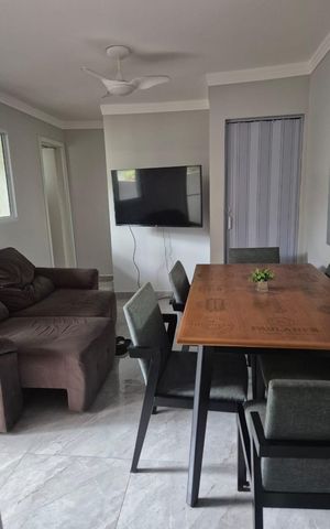 Casa à venda com 125m², 6 quartos e 2 vagas Casa à venda com 125m², 6 quartos e 2 vagasSala