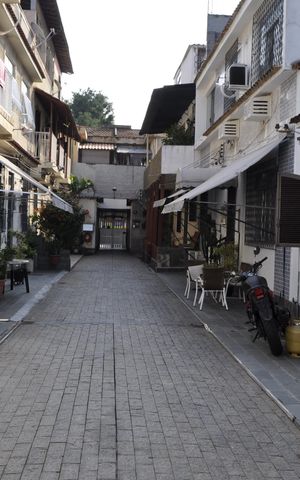 Casa de condomínio à venda com 62m², 2 quartos e 2 vagasFachada