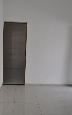Casa de condomínio à venda com 62m², 2 quartos e 2 vagasSala