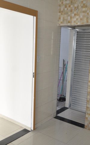 Casa de condomínio à venda com 62m², 2 quartos e 2 vagasCorredor