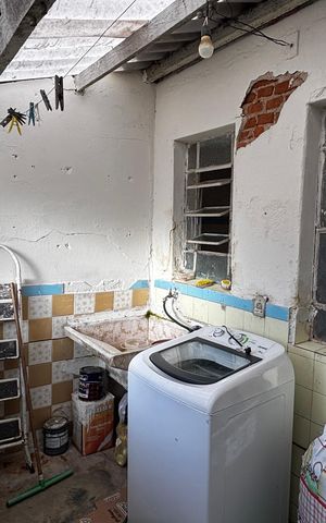 Casa à venda com 108m², 2 quartos e 1 vaga Casa à venda com 108m², 2 quartos e 1 vagaÁrea de Serviço