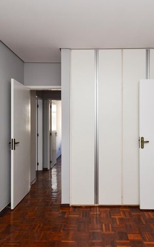 Apartamento à venda com 76m², 2 quartos e 1 vaga Apartamento à venda com 76m², 2 quartos e 1 vagaSuíte