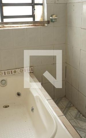 Casa para alugar com 500m², 6 quartos e 8 vagas