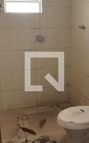 Casa para alugar com 500m², 6 quartos e 8 vagas