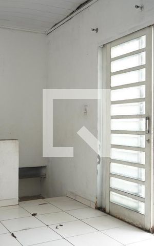 Casa para alugar com 500m², 6 quartos e 8 vagas