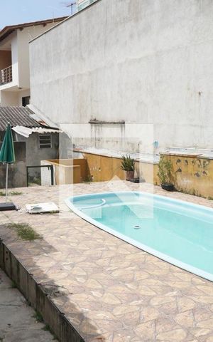 Casa para alugar com 500m², 6 quartos e 8 vagas
