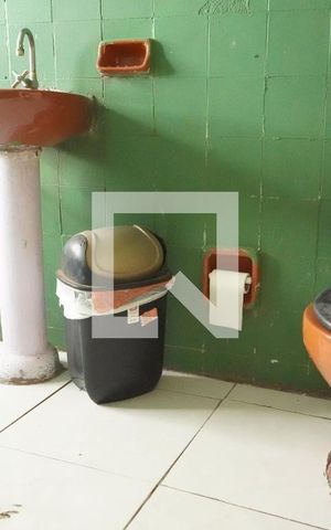 Casa para alugar com 500m², 6 quartos e 8 vagas