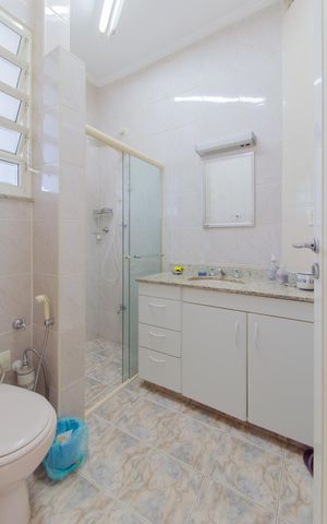 Apartamento à venda com 90m², 2 quartos e sem vagaBanheiro