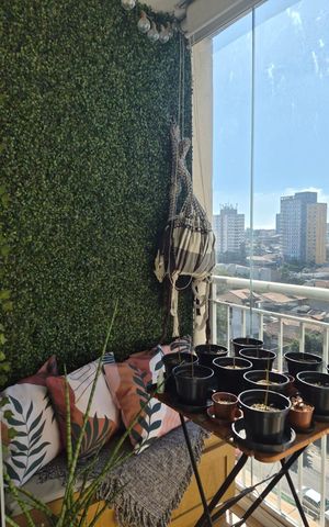 Apartamento à venda com 52m², 2 quartos e 1 vaga Apartamento à venda com 52m², 2 quartos e 1 vagaVaranda