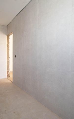 Casa de condomínio à venda com 240m², 3 quartos e 4 vagas Casa de condomínio à venda com 240m², 3 quartos e 4 vagasBanheiro da Suíte 1