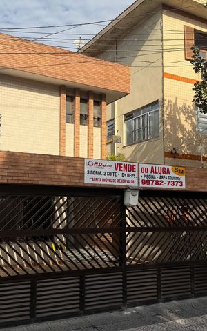 Casa para alugar com 200m², 3 quartos e 2 vagas Casa para alugar com 200m², 3 quartos e 2 vagasFachada