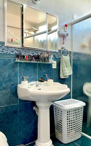Apartamento à venda com 100m², 3 quartos e 1 vaga Apartamento à venda com 100m², 3 quartos e 1 vagaBanheiro da Suíte