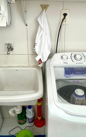 Apartamento à venda com 100m², 3 quartos e 1 vaga Apartamento à venda com 100m², 3 quartos e 1 vagaÁrea de Serviço
