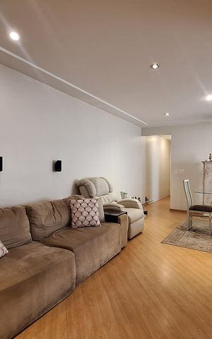 Apartamento à venda com 110m², 3 quartos e 2 vagas Apartamento à venda com 110m², 3 quartos e 2 vagasSala