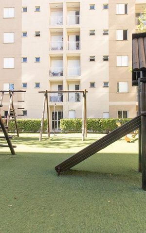 Apartamento para alugar com 76m², 2 quartos e 1 vaga Apartamento para alugar com 76m², 2 quartos e 1 vagaÁrea comum - Playground