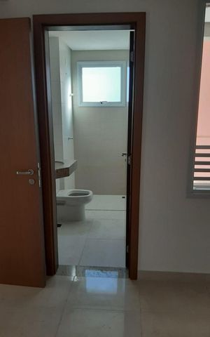 Apartamento à venda com 64m², 2 quartos e 1 vaga Apartamento à venda com 64m², 2 quartos e 1 vagaBanheiro social