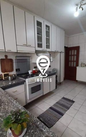 Casa à venda com 207m², 4 quartos e 2 vagas