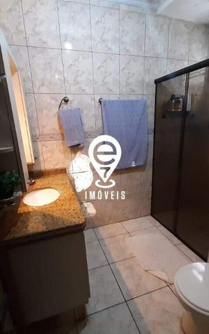 Casa à venda com 207m², 4 quartos e 2 vagas