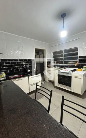 Apartamento à venda com 100m², 2 quartos e 1 vagaCozinha
