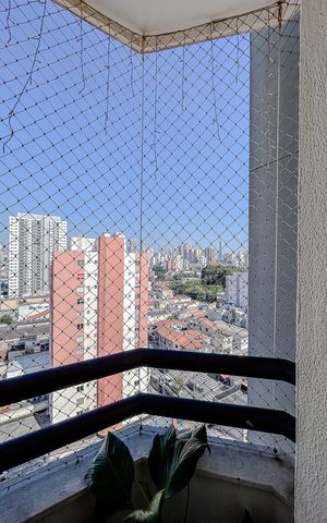 Apartamento à venda com 60m², 2 quartos e 1 vagaVaranda