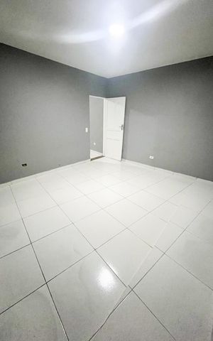 Casa à venda com 216m², 3 quartos e sem vaga Casa à venda com 216m², 3 quartos e sem vagaSala casa 2