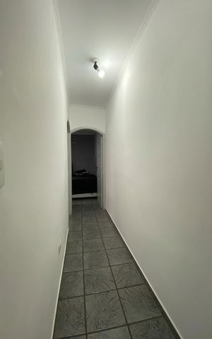 Casa à venda com 194m², 3 quartos e 2 vagas Casa à venda com 194m², 3 quartos e 2 vagasCorredor