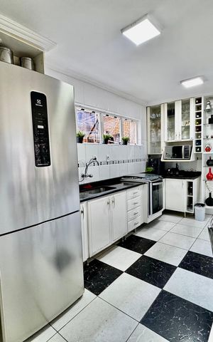 Casa à venda com 268m², 3 quartos e 1 vaga