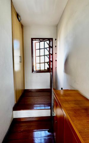 Casa à venda com 268m², 3 quartos e 1 vaga
