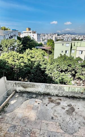 Casa à venda com 268m², 3 quartos e 1 vaga