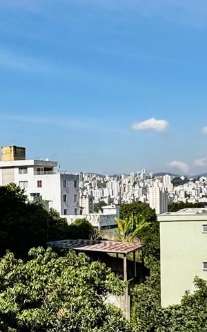 Casa à venda com 268m², 3 quartos e 1 vaga