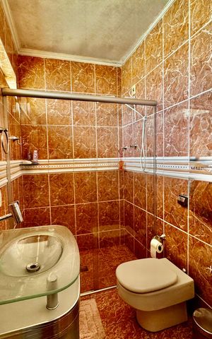 Casa à venda com 268m², 3 quartos e 1 vaga