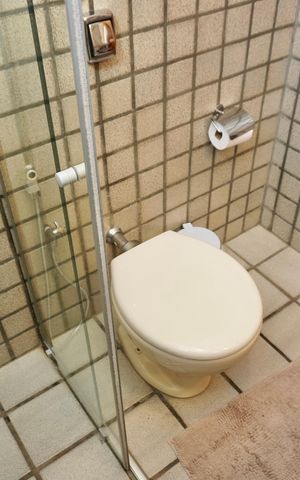 Apartamento à venda com 96m², 3 quartos e 2 vagas Apartamento à venda com 96m², 3 quartos e 2 vagasBanheiro Social